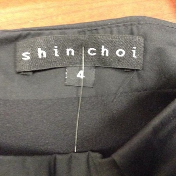 Shin Choi Ruched/pleated Asymmetric Pencil SKirt 4 - Picture 9 of 10